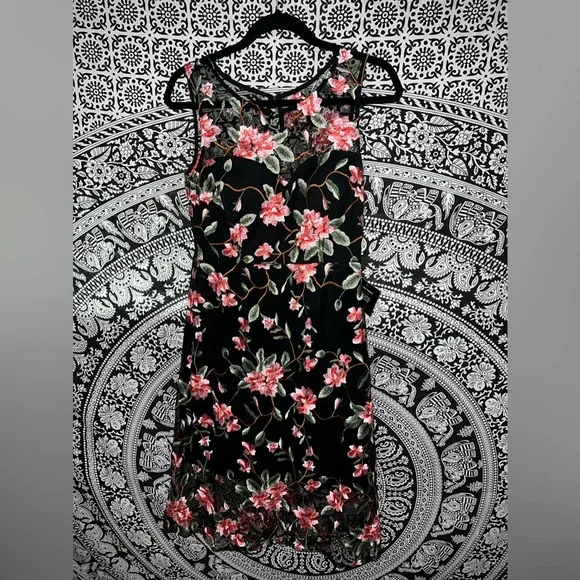 NWT Headliner Black Embroidered Sleeveless Midi Dress Small Lulus - Picture 2 of 7